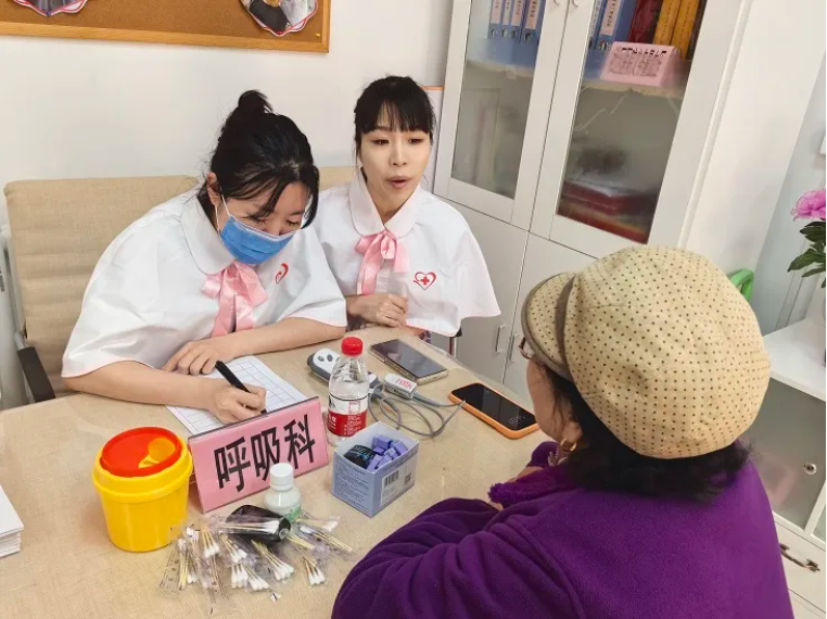  “暖陽行”社區護理義診活動