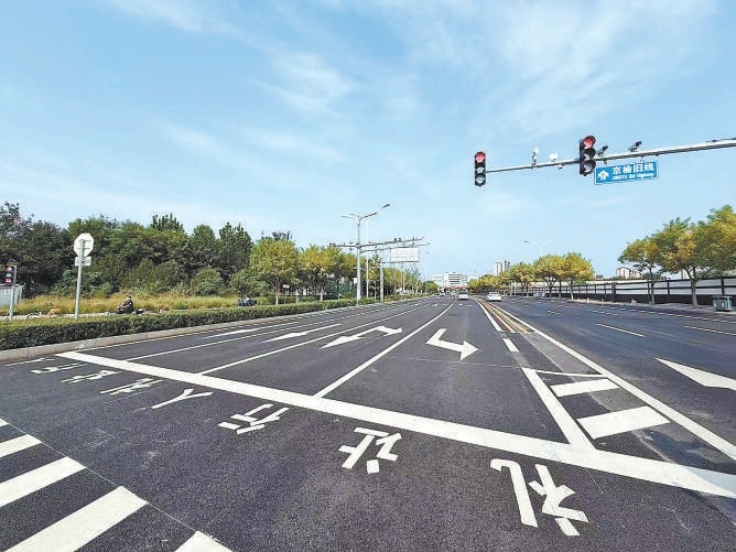 京榆舊線與通運路口改造後,通行效率大幅提升。 京榆舊線與通運路口改造後,通行效率大幅提升。