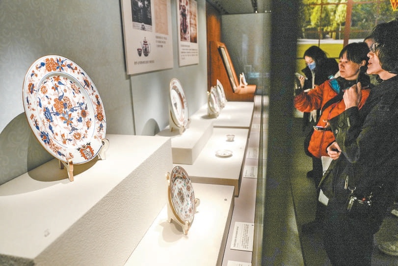 11月17日,在北京大運河博物館,“帆海融光——天津博物館藏18-19世紀中國紋章瓷特展”揭幕。 11月17日,在北京大運河博物館,“帆海融光——天津博物館藏18-19世紀中國紋章瓷特展”揭幕。