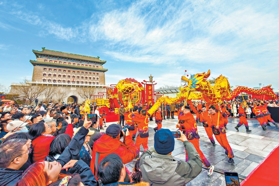 2月14日至3月3日,“福馬迎春——前門新春美食‘妙薈’”在前門大街舉行。 2月14日至3月3日,“福馬迎春——前門新春美食‘妙薈’”在前門大街舉行。