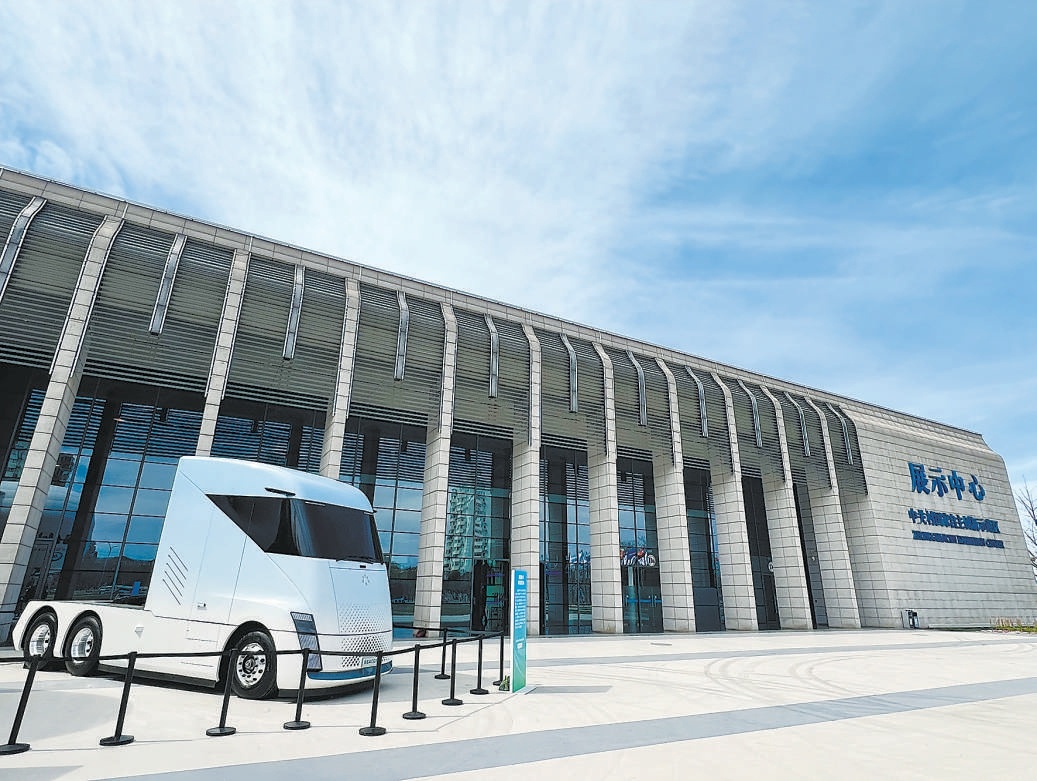 這是北京研發的下一代智能網聯液氫重卡。