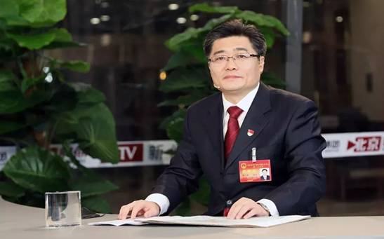 2018年1月23日，中關村管委會黨組副書記、主任翟立新走進北京電視台“兩會”直播間“市民對話一把手”節目，就市民關心的民生話題進行了解答