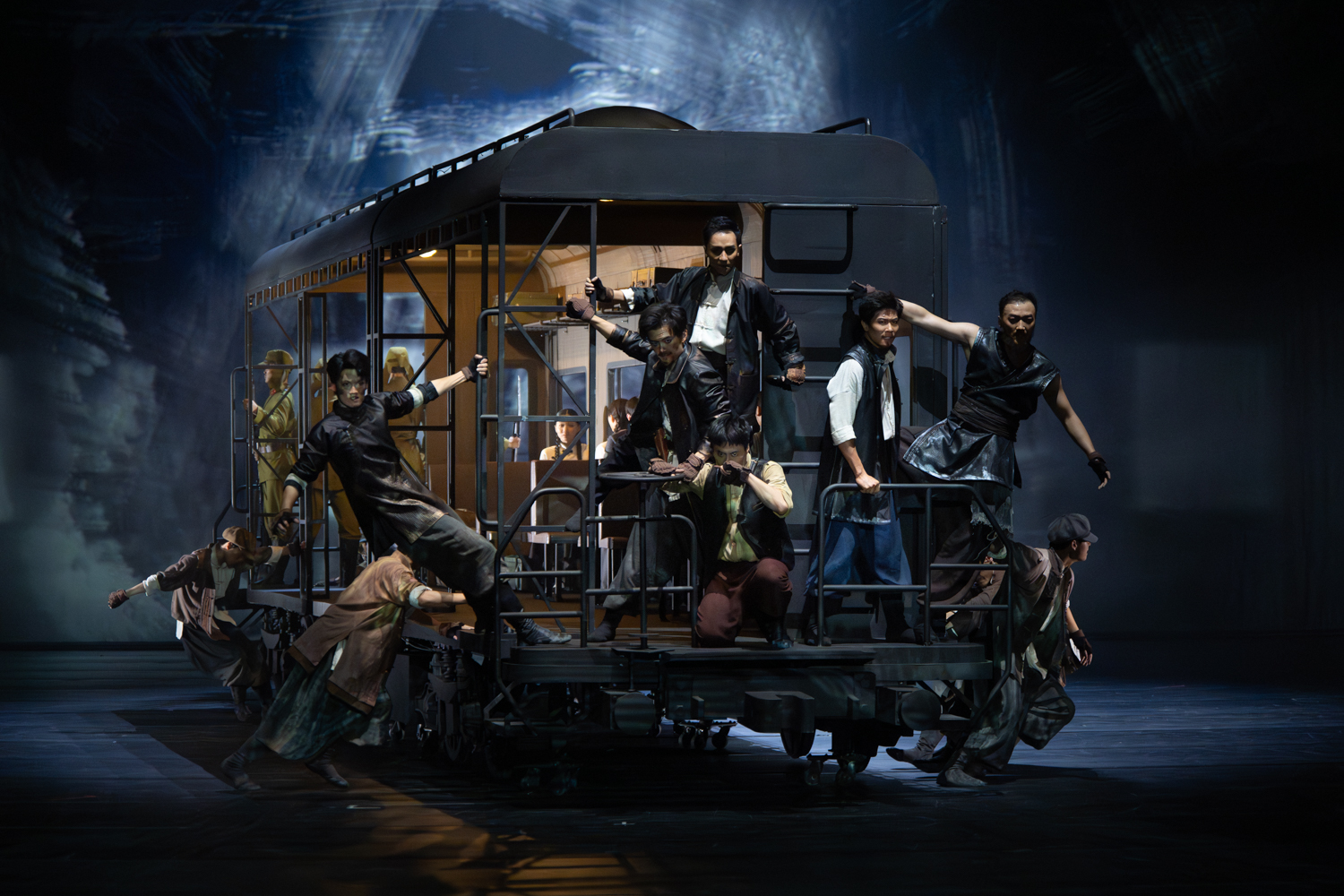 鐵血之舞 時代之魂 新版經典民族舞劇《鐵道遊擊隊》在國家大劇院震撼首演