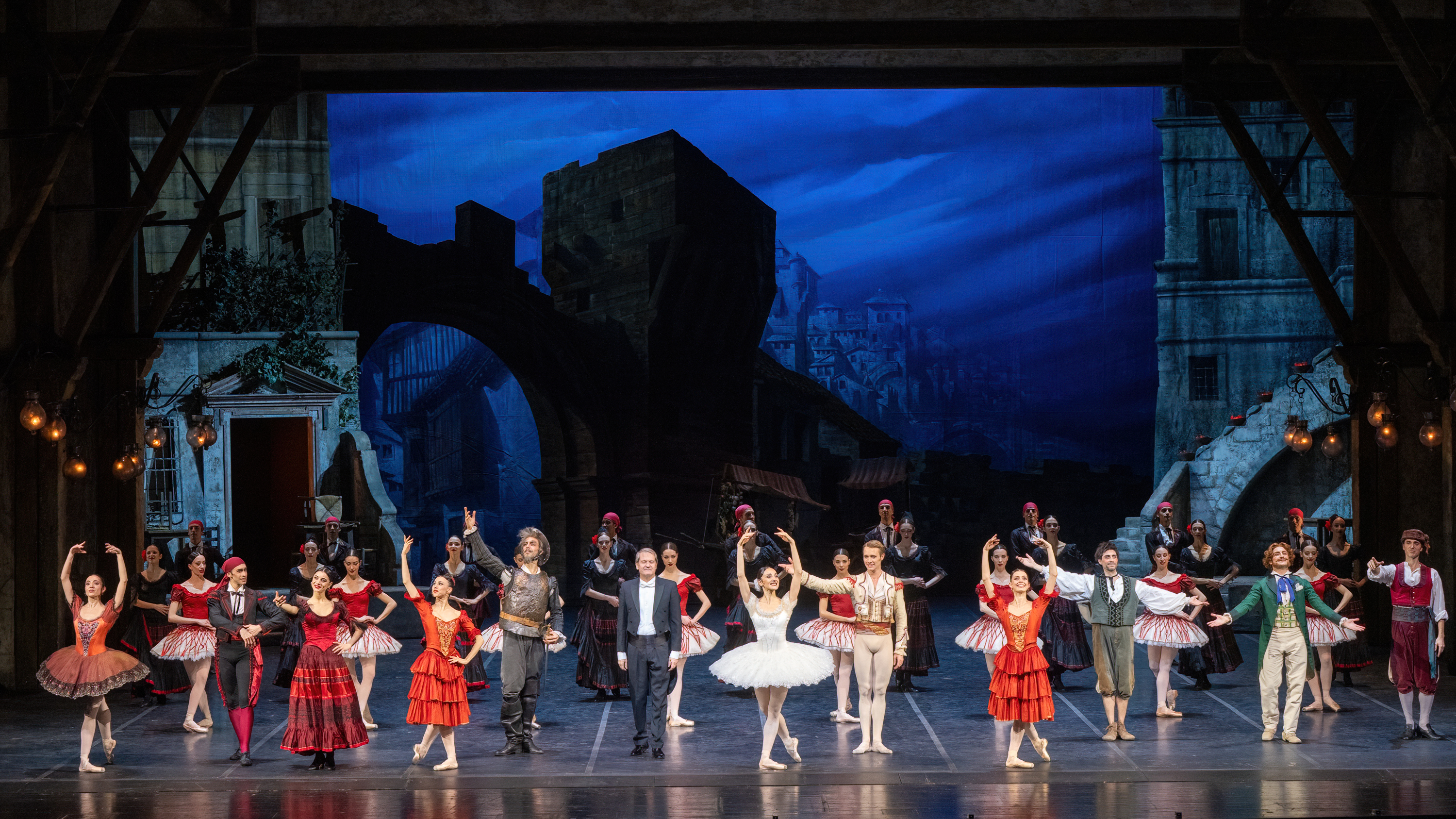 斯卡拉歌劇院芭蕾舞團闊別七載重返大劇院  努版《堂·吉訶德》點燃激情之夜