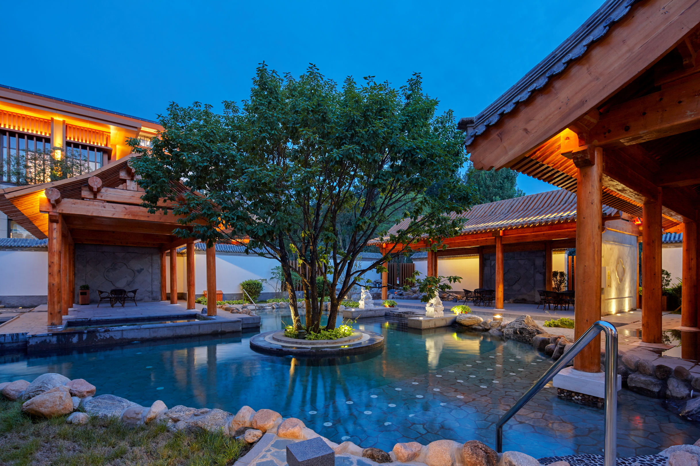 線路二住宿世園湯泉酒店