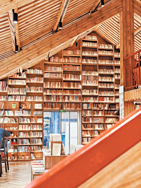 當書店不止於書 北京一年新開百餘家 麵貌多樣業態多元