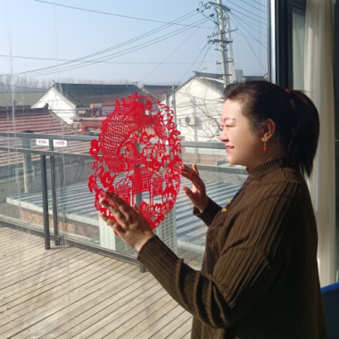 非遺故事 | 一剪一紙 現人間千種溫情