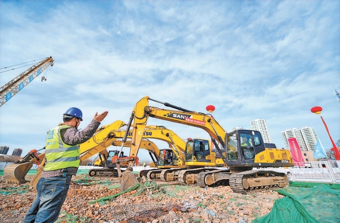 12月10日,軌道交通M101線一期工程01標段全麵建設動員大會在通順路站召開。 12月10日,軌道交通M101線一期工程01標段全麵建設動員大會在通順路站召開。