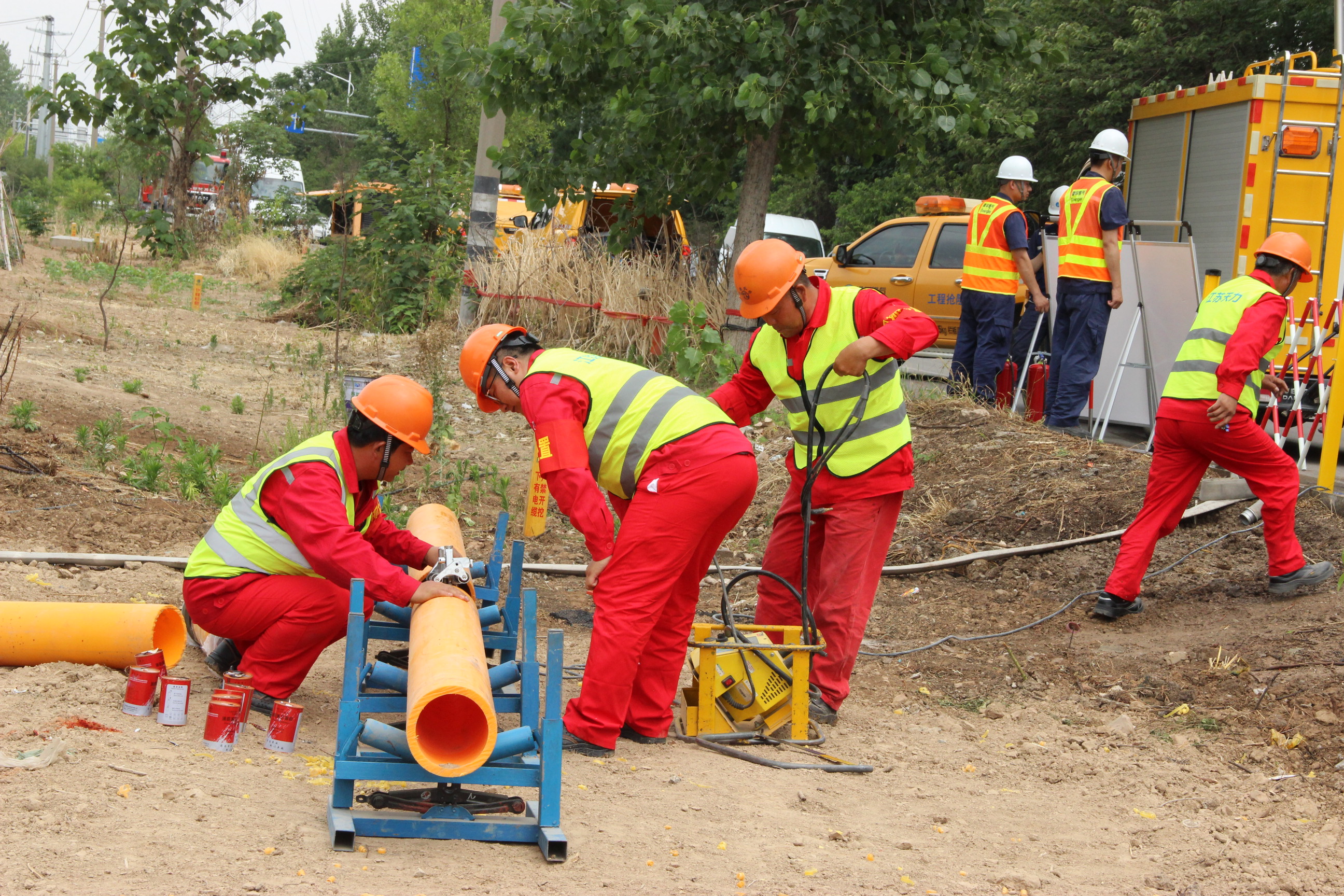 現場有序搶修 現場有序搶修