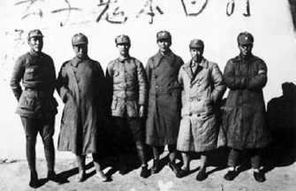 1937年11月，八路軍晉察冀軍區和國民抗日軍部分領導人合影。