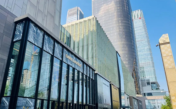 商圈頂流王者：國貿商城