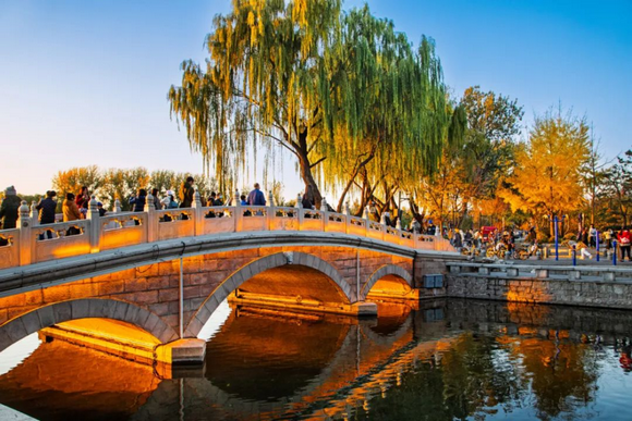 “致敬經典必選之旅”