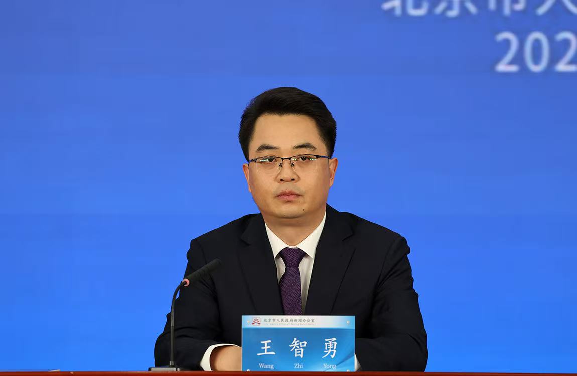 東城區推出“微風露台計劃”，打造消費新場景。請問東城區今後將如何進一步推動“文化強區”建設，以“文化+”賦能城市發展？